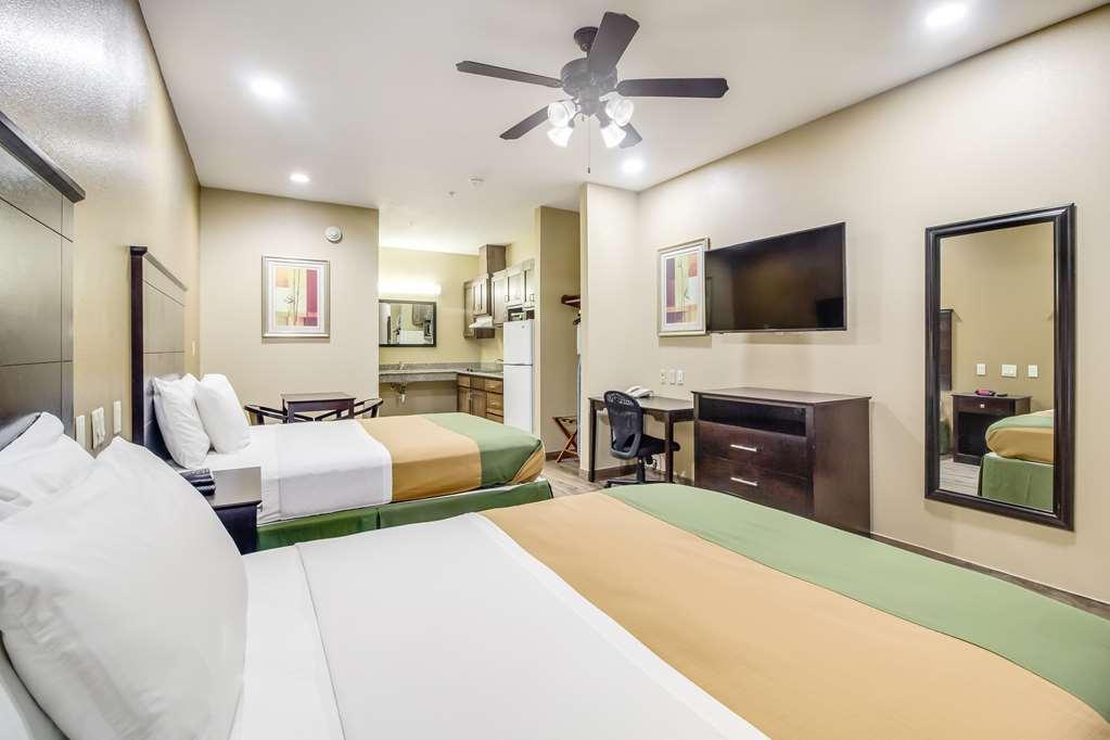 Americas Best Value Inn & Suites Томбал Номер фото