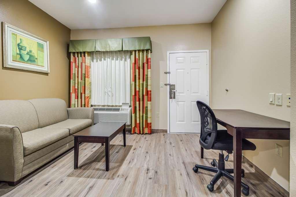 Americas Best Value Inn & Suites Томбал Номер фото